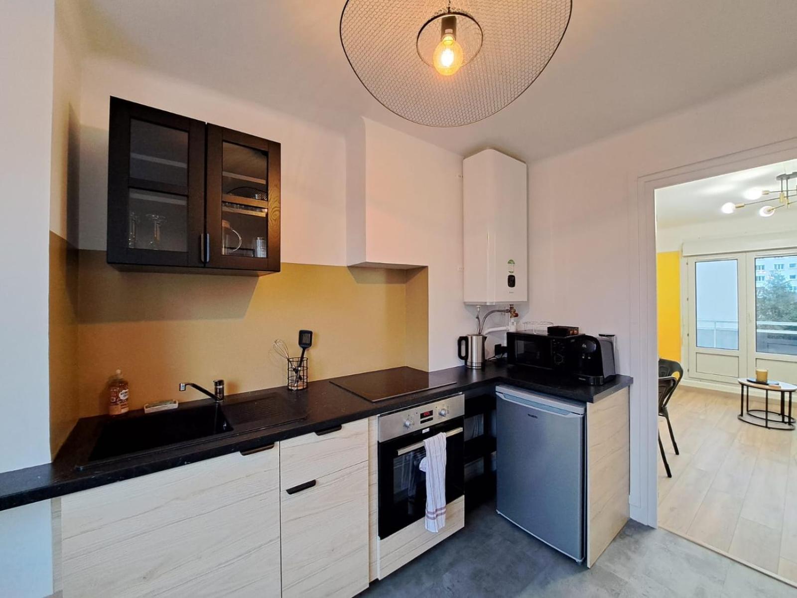 Appartement Cosy Au Coeur De Reims Eksteriør bilde